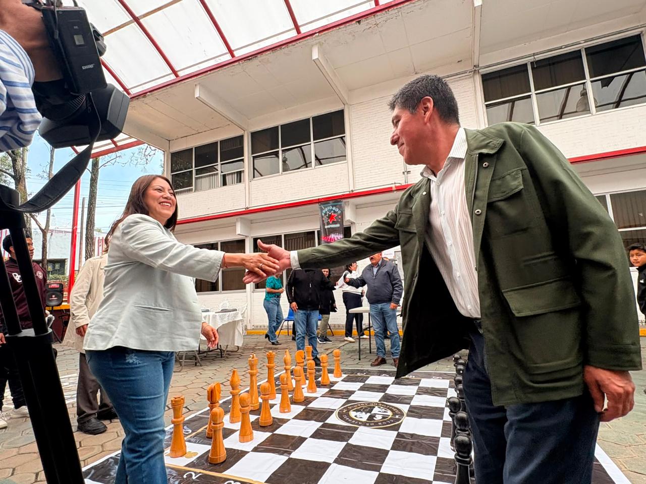 Promueve STEIESET valores y pensamiento estratégico mediante el ajedrez